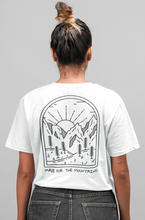 Lade das Bild in den Galerie-Viewer, Made for the Mountains Premium Organic T-Shirt Weiß / Schwarz / Grau